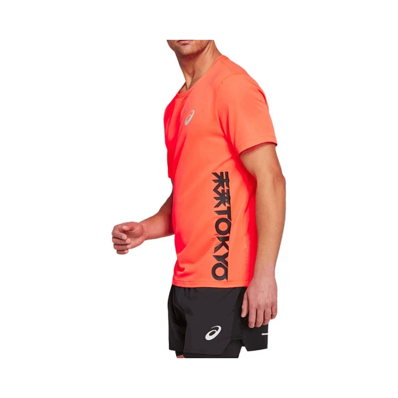Camiseta Asics Future Tokyo Manga Corta Naranja Negro 6 Camiseta Asics Future Tokyo Manga Corta Naranja Negro - Image 4