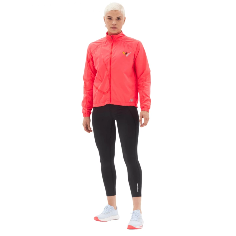 Chaqueta New Balance Printed Impact Run Packable Roja Mujer 5 Chaqueta New Balance Printed Impact Run Packable Roja Mujer - Image 3