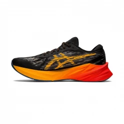 Zapatillas Asics Novablast 3 Negro Naranja AW22 -365rider Ventas zapatillas asics novablast 3 negro naranja aw22 1