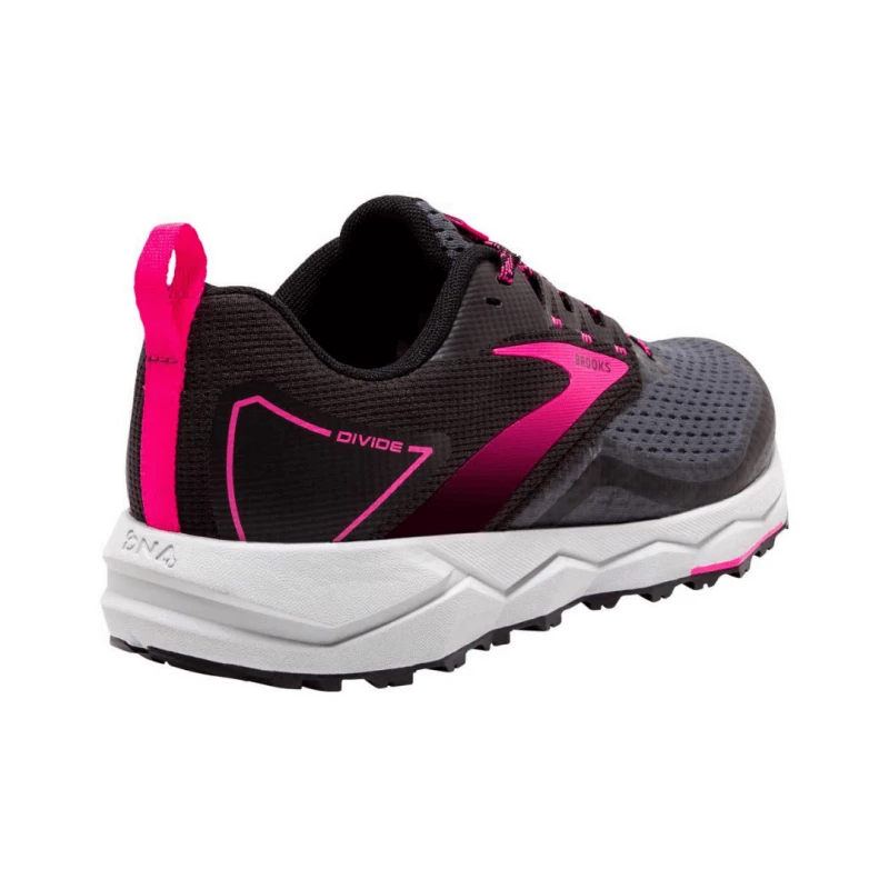 Zapatillas Brooks Divide 2 Negro Fucsia SS21 Mujer 5 Zapatillas Brooks Divide 2 Negro Fucsia SS21 Mujer - Image 3
